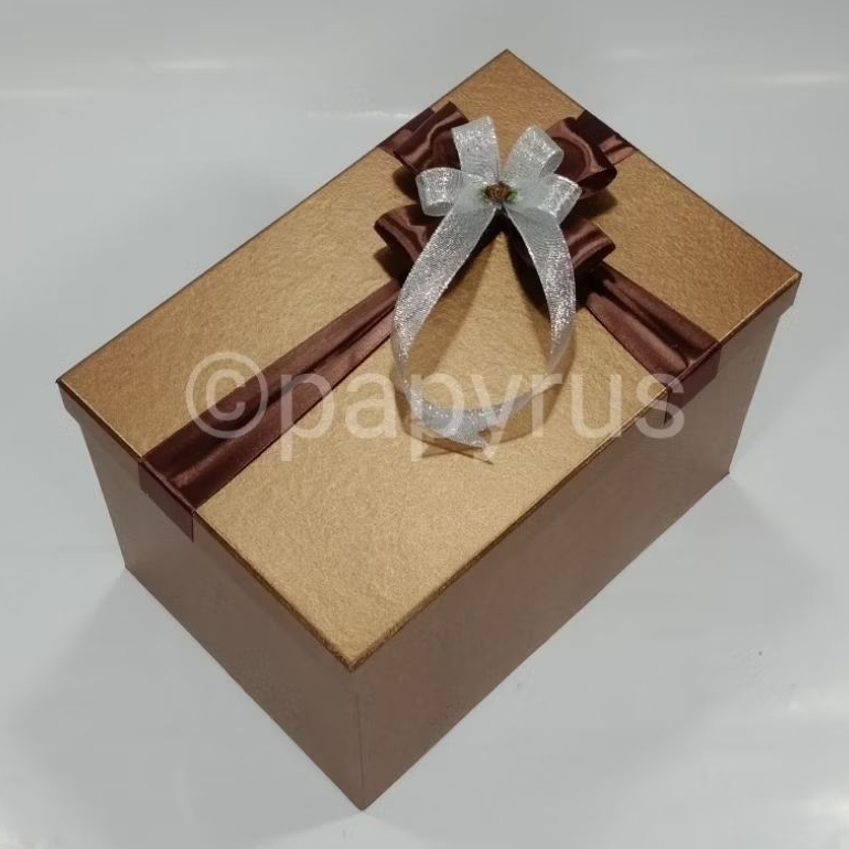 

PAPYRUS 20x30 Tinggi 20cm Kotak Kado Gift Box Hadiah V1