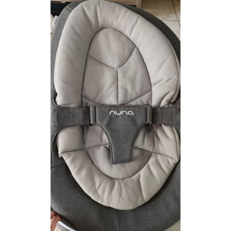 [PRELOVED] NUNA - LEAF CURV (GRAPHITE)