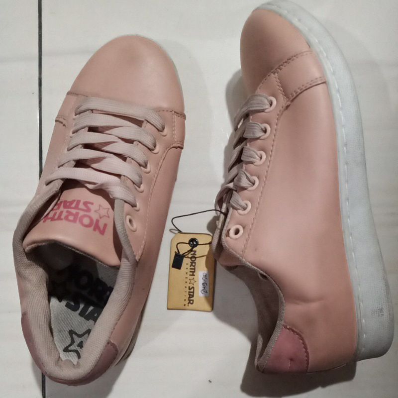 (NEW) SALE Sepatu North Star by BATA