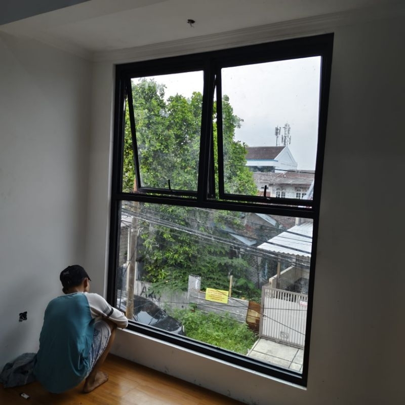 Kusen Jendela Dan kaca Mati Aluminium Warna Hitam Doof