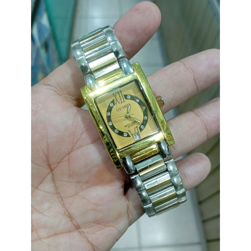 jam tangan pria Seiko classic stainless steel warna kombinasi Gold Silver