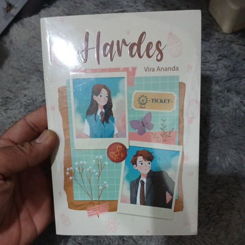 Novel Hardes by Vira Ananda sc + bookmart ~Gratis Biaya Packing