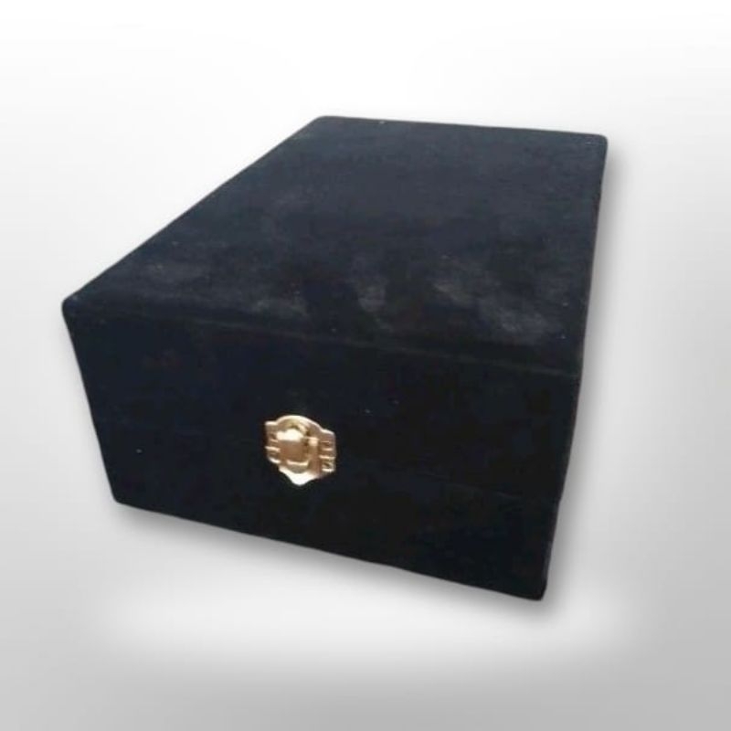 

BOX PLAKAT BLUDRU