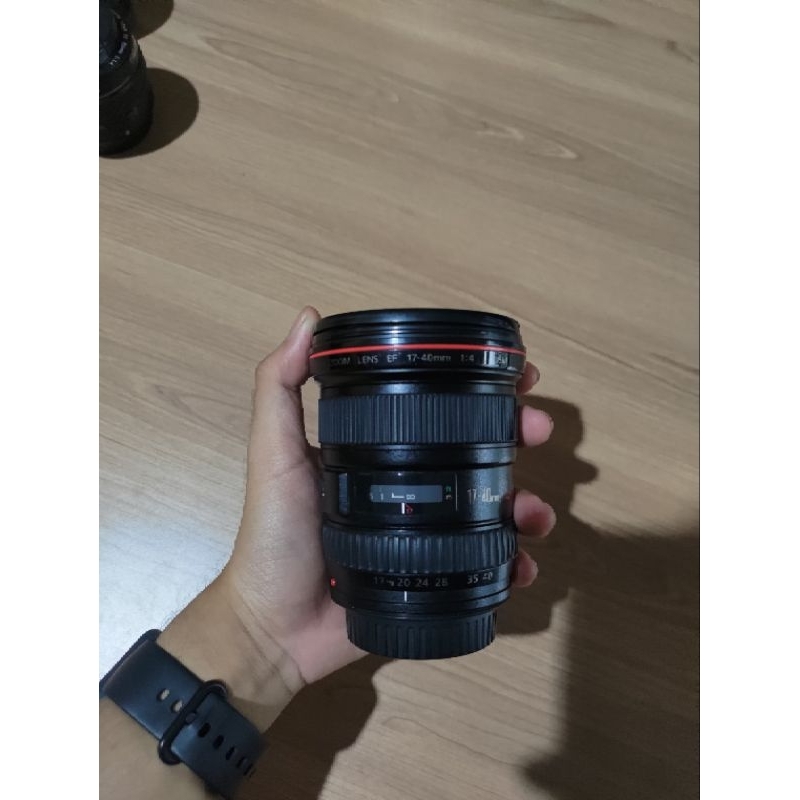 Lensa Wide Canon 17-40mm Mulus