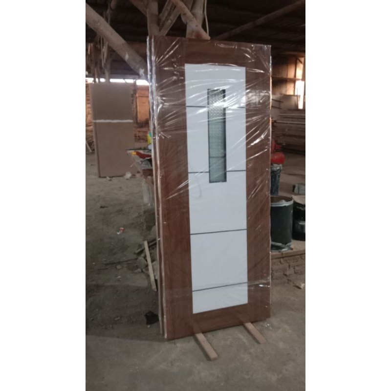 pintu kamar tidur, pintu murah. pintu kaca tengah. pintu minimalis