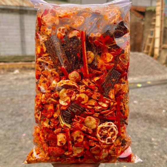 

1KG SEBLAK KERUPUK CAMPUR /SEBLAK MIX PEDO/BETON/JENGKOL/CIMOL/BASRENG/SEBRING PEDAS