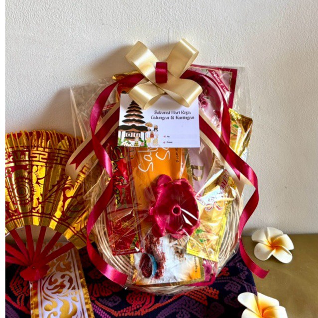 

[READY STOCK] ANALA hampers | Hampers Nyepi Galungan Kuningan, hampers parsel dupa alat sembahyang denpasar bali