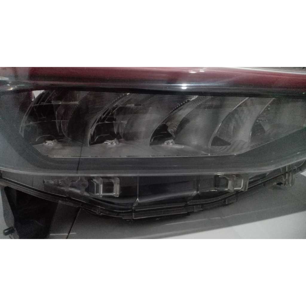 Lampu Depan Daihatsu Xenia 2022-2024