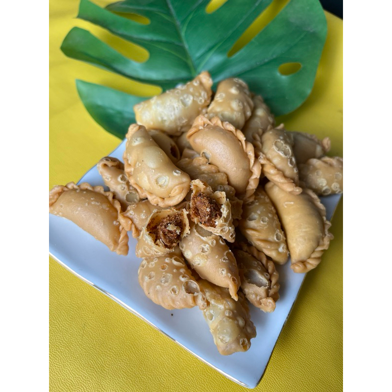 

Pastel Mini Abon Sapi Premium Enaknya Nagih By TripleL