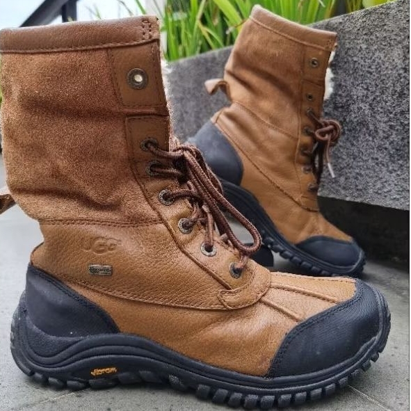 Sepatu UGG Winter size 38 Waterproof