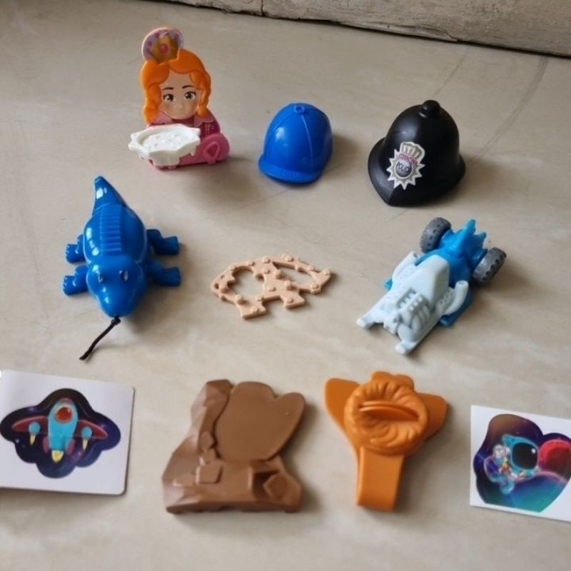 ya kinder joy - for boy boys biru blue / surprise egg (mainan saja tanpa kemasan)