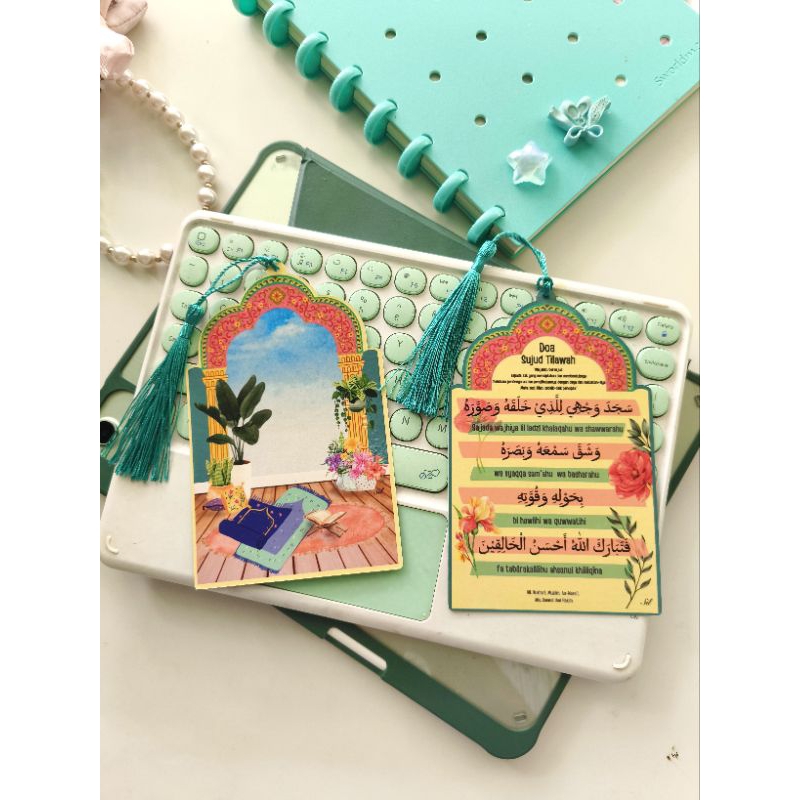 

pembatas buku/ pembatas Al Quran