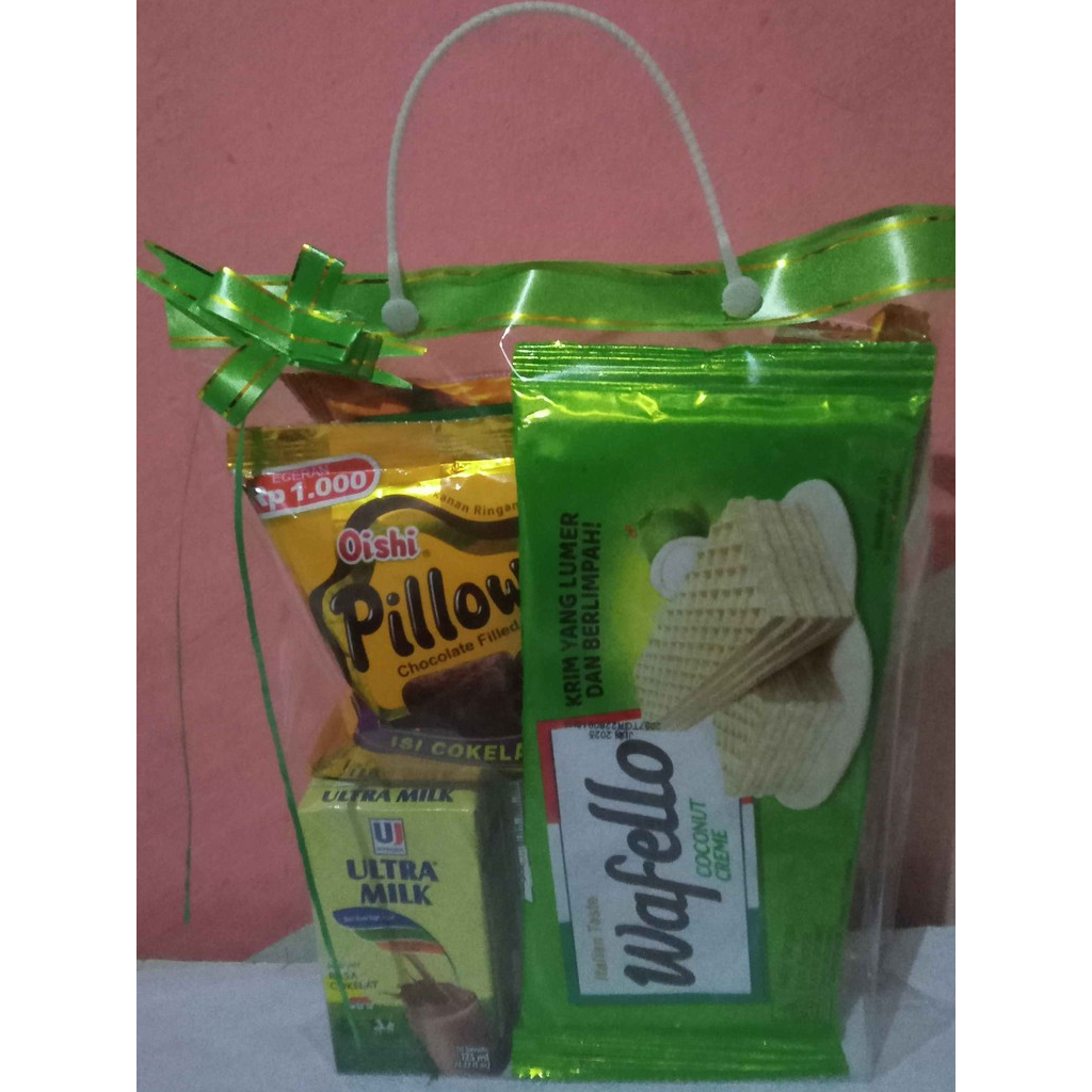

Paket Snack Ulang Tahun / Souvenir ulang tahun / hampers ulang tahun / hadiah ulang tahun anak
