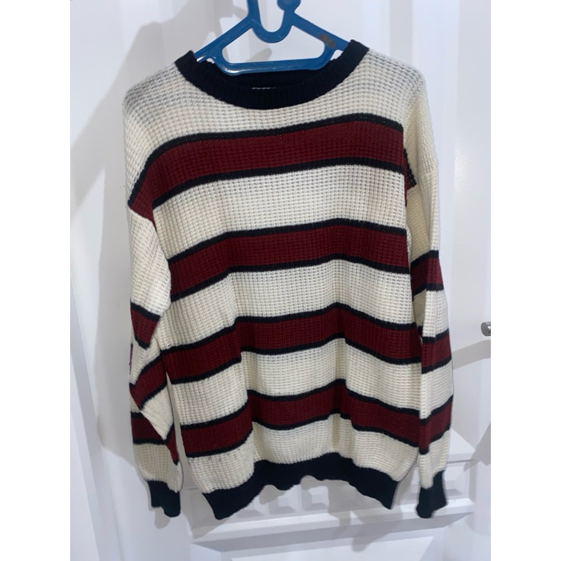 PRELOVED SWEATER MEDAN