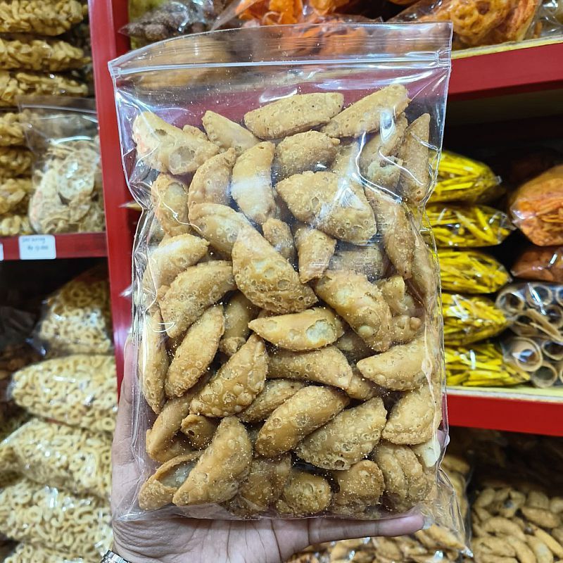 

Termurah 1kg Pastel Mini Abon Udang Gurih Halal | Cemilan Jajanan Snack Kiloan Camilan Jadul