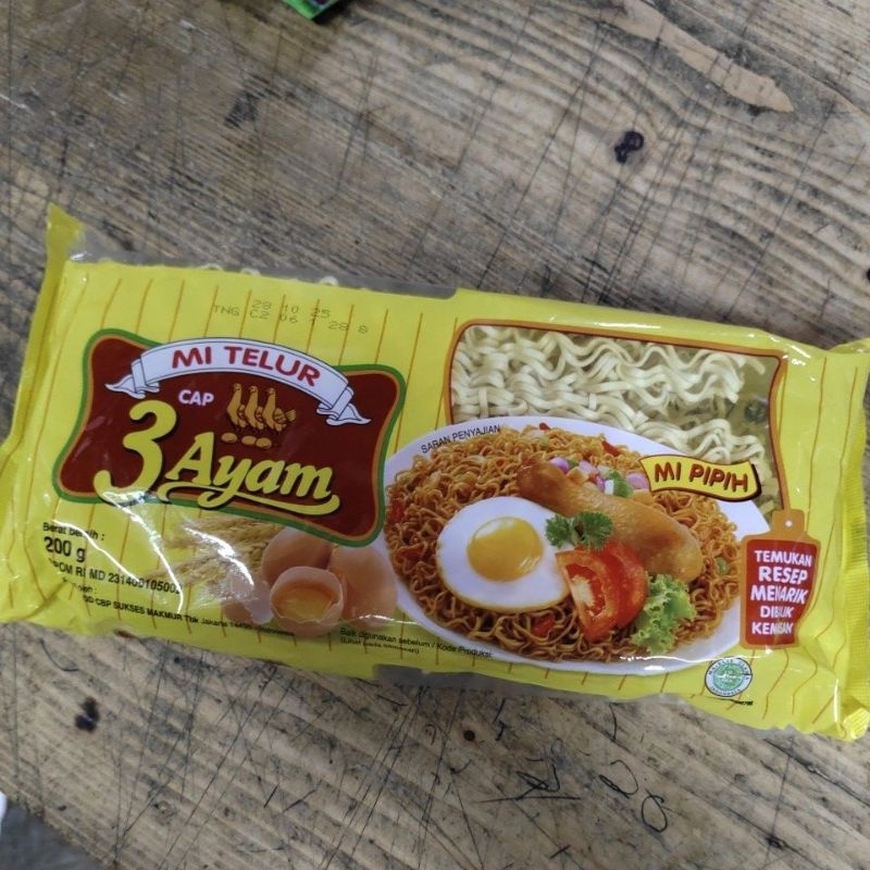 

MIE TELOR 3 AYAM ( 1 KARTON) ISI 20 BKS