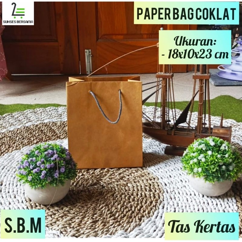 

Paper Bag Coklat 18x10x23cm(LUSINAN/12 Pcs)/Tas Kado/goodie Bag/Tas Kertas