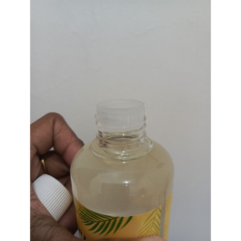 

VCO MINYAK KELAPA MURNI ASLI ORI SR 12 ORIGINAL 250ML