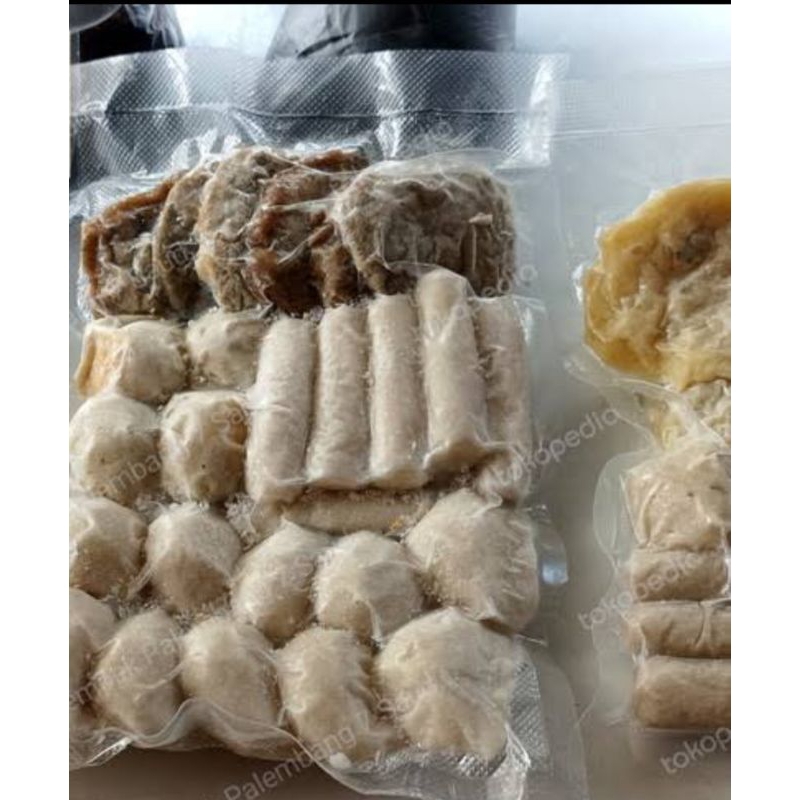 

Pempek Joooss Lenjer Kulit Telur Kapal Selam dan Kulit