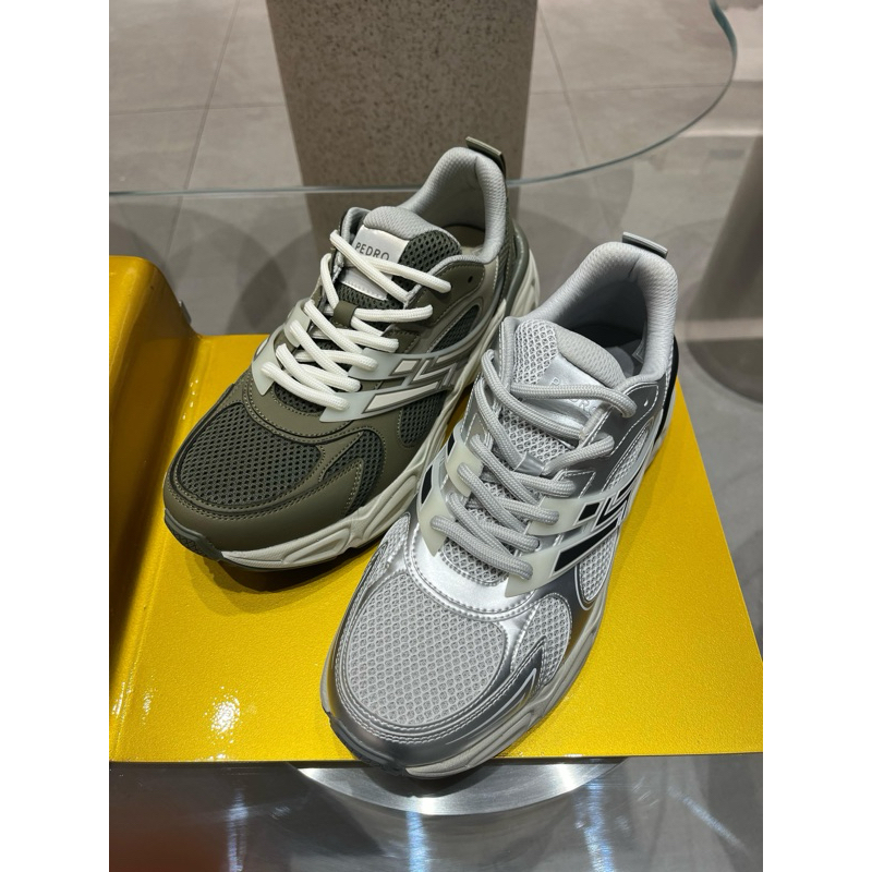 Sepatu pria sneakers Pedro original