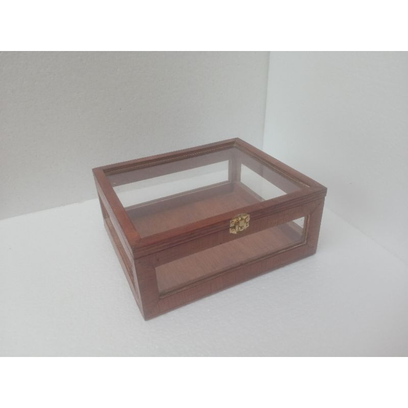 

KOTAK KAYU/MAHAR FULL AKRILIK