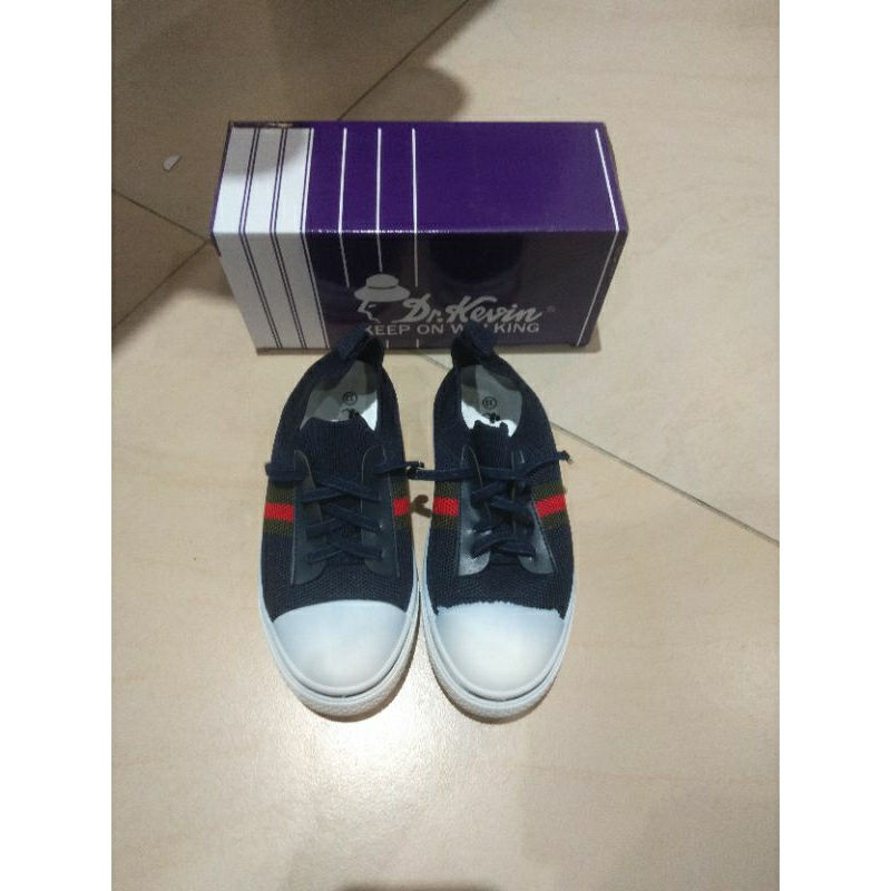 489-026 SEPATU SNEAKERS ANAK PEREMPUAN DR KEVIN SHOES