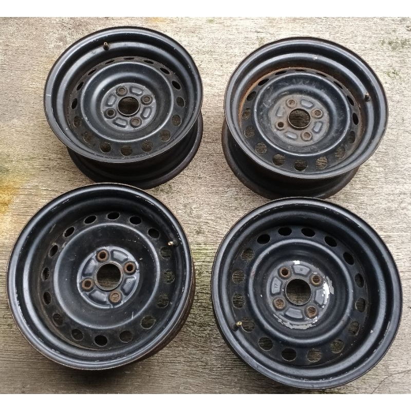 Velg Velk pelek pelk Kaleng besi Ring 14 celong lebar 4x100