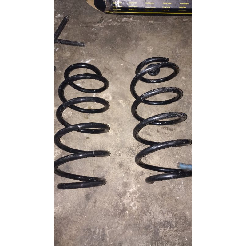 Per Depan Honda Mobilio Original (Bawaan)