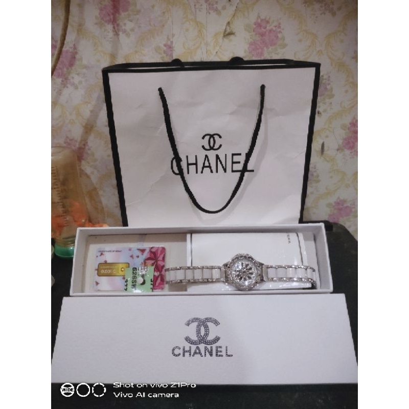 JAM TANGAN WANITA CHANEL WARNA PUTIH