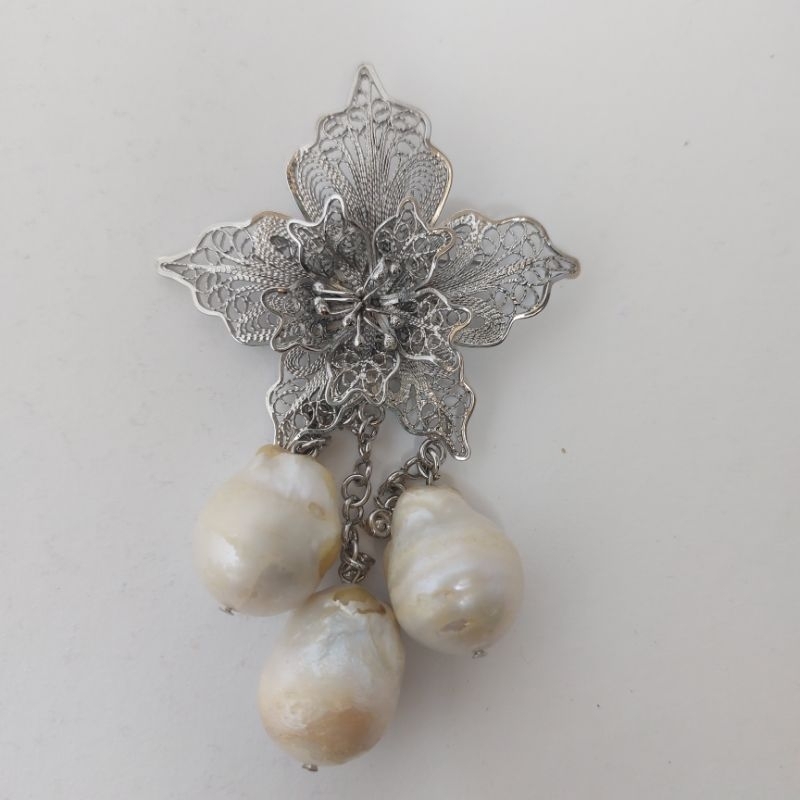 Bros Cantik / Bros Mutiara Barok