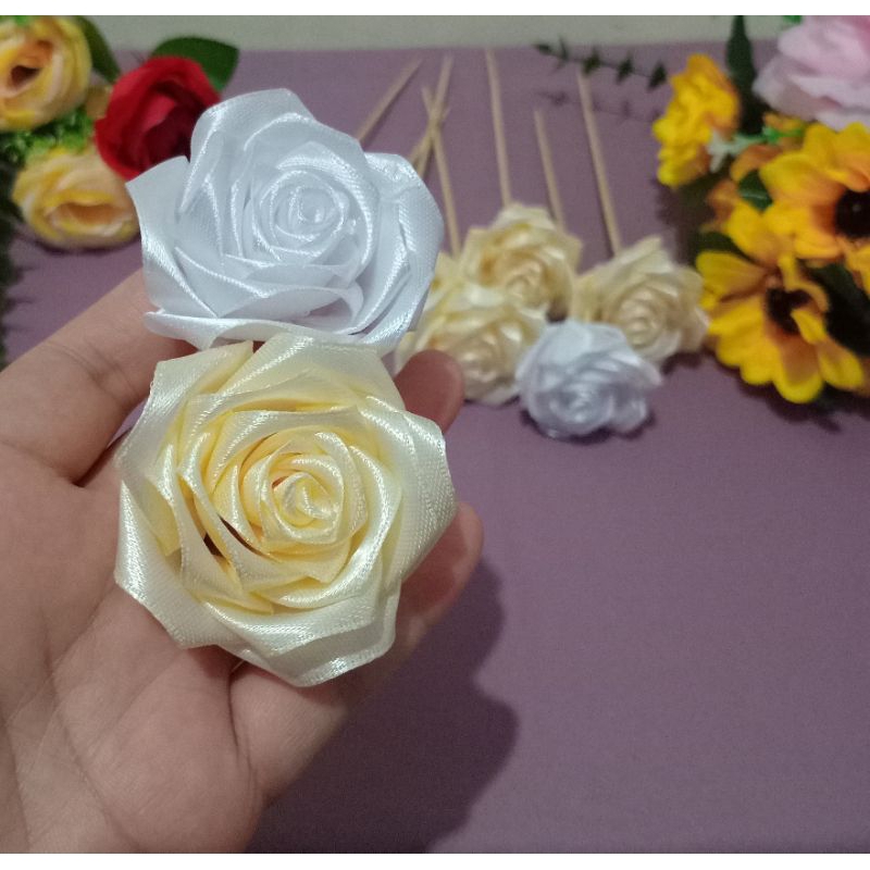

bunga mawar satin/bunga pita satin/bunga buket/bunga dekorasi