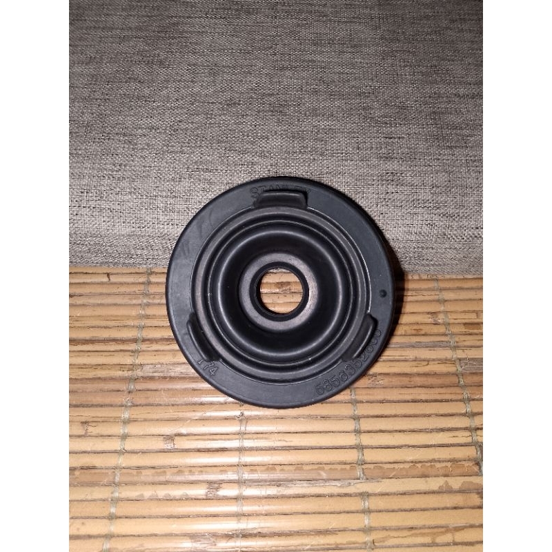 Karet penutup bohlam lampu depan Honda jazz BRV Mobilio Avanza Xenia original