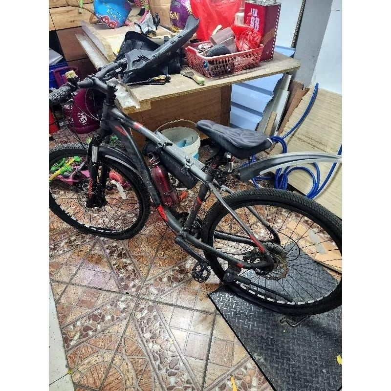 PRELOVED Sepeda SHIMANO Bekas Tapi masih baru banget , dijual karena ga ke pake , kmrn beli krn ikut