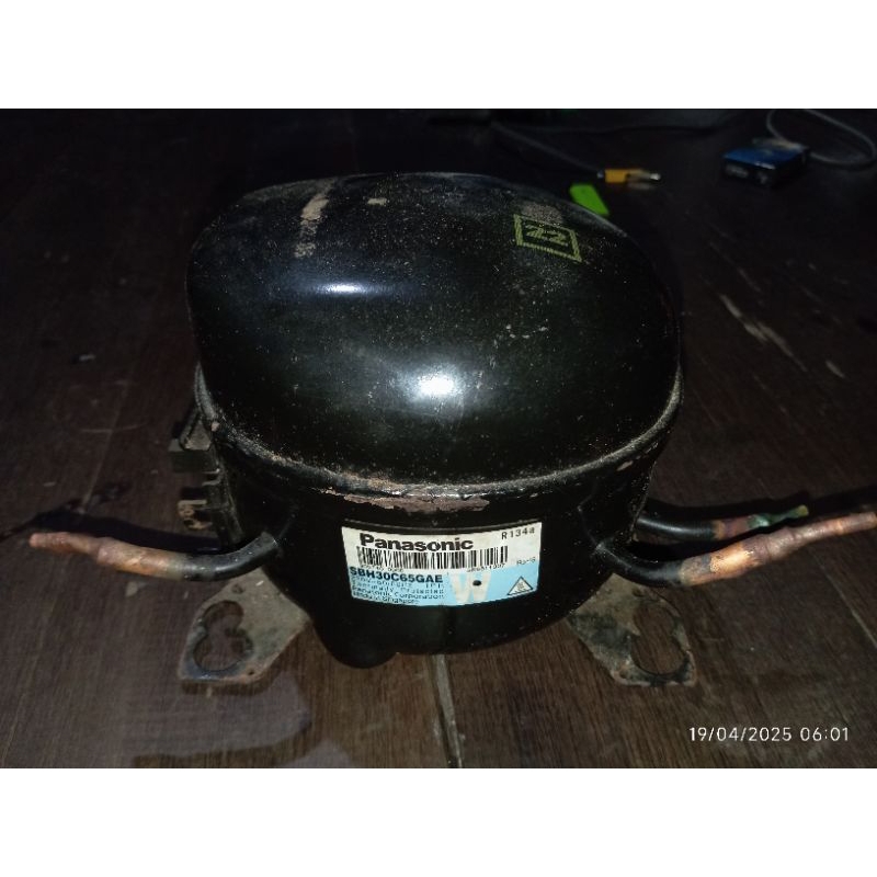 Mesin Kompresor Kulkas 1 Pintu Original Copotan dari Unit