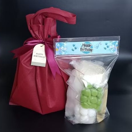 

Promo 7.7 Hampers Gift Kado Es Kelapa Jelly Coconut Jelly