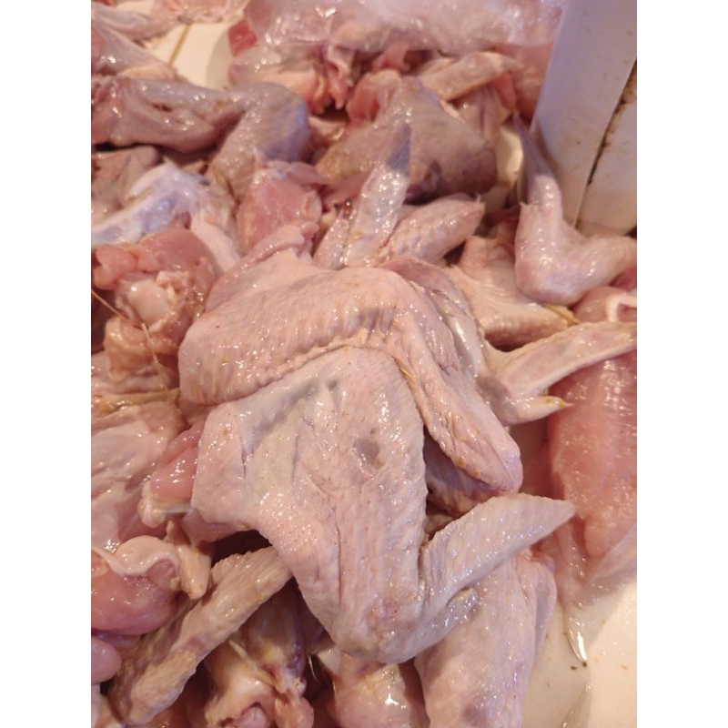 

sayap ayam fresh 500grm isi 4-5biji