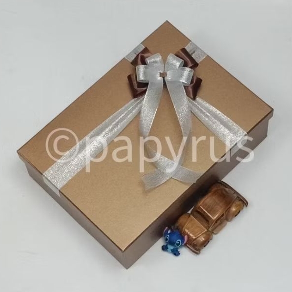 

PAPYRUS 25x35 Tinggi 10cm Kotak Kado Gift Box Hadiah KOTA KADO V1