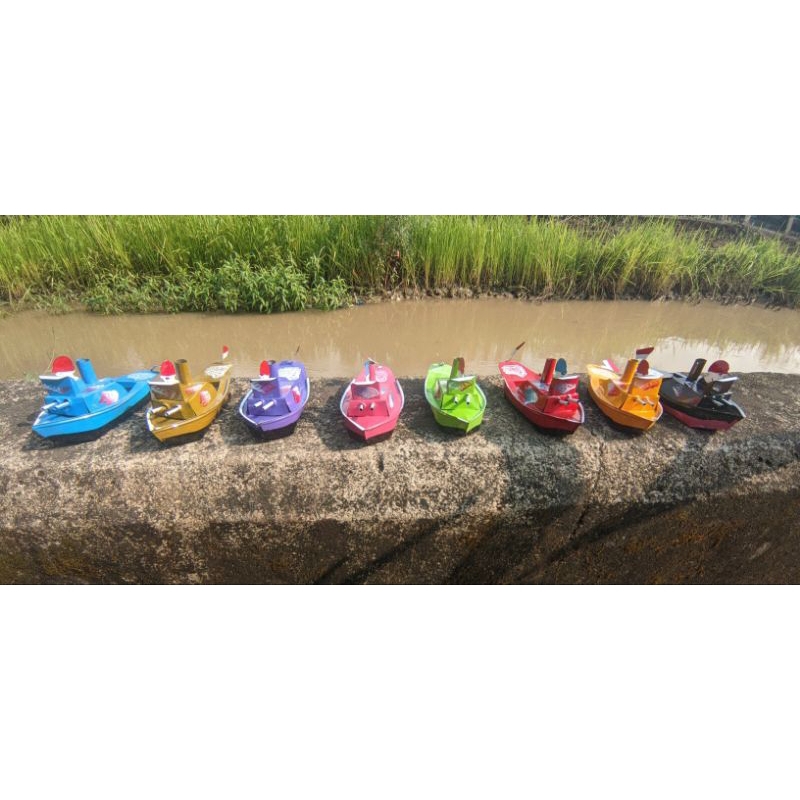 Mainan Tradisional Kapal Otok-Otok Jadul