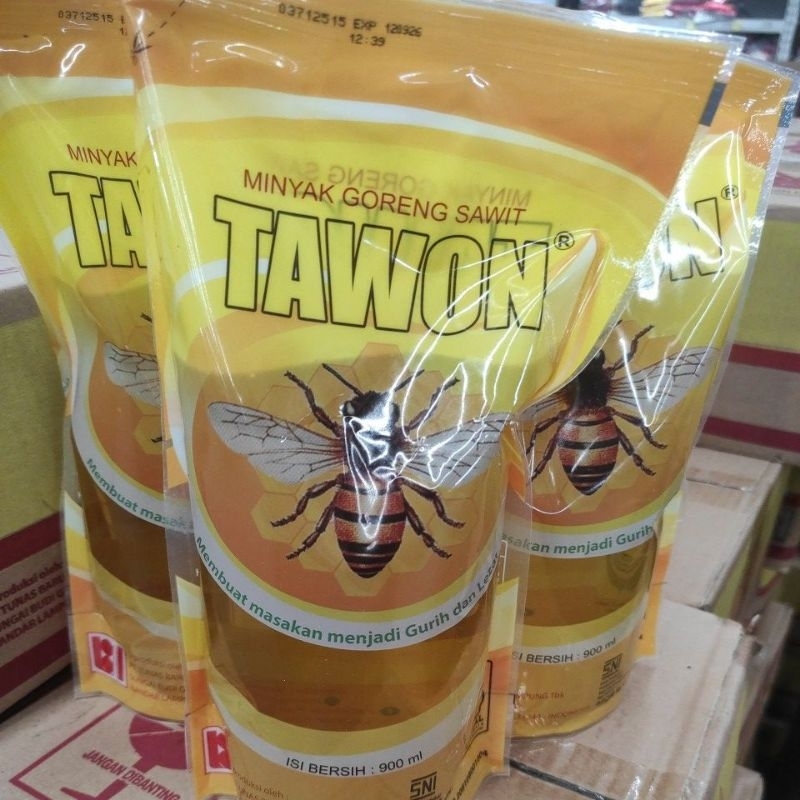 

MINYAK GORENG TAWON 900 ML
