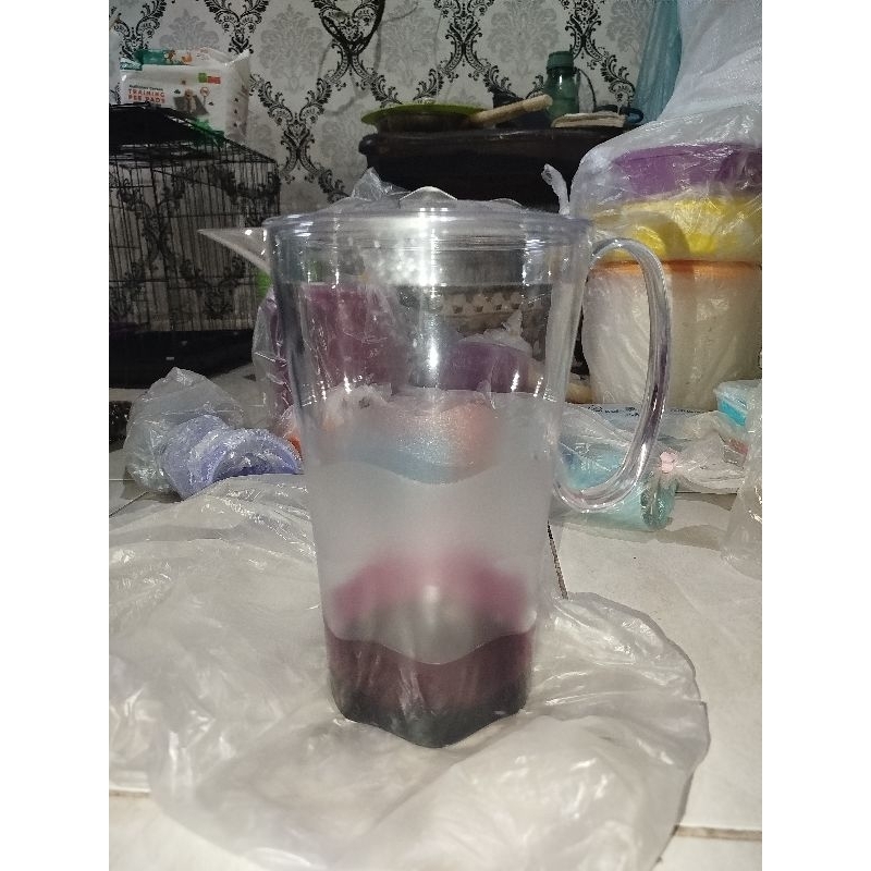 Tupperware Kristal Pitcher 2L + gratis Hadiah