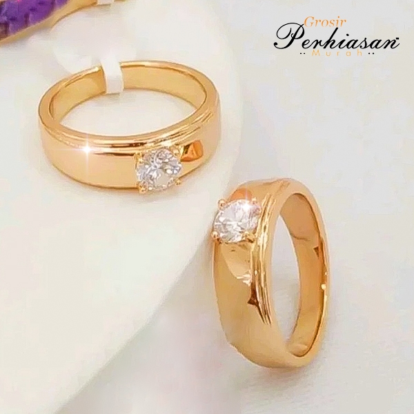 Kirim Hari Ini  Cincin Titanium Mata Satu Jihan Lapis Emas