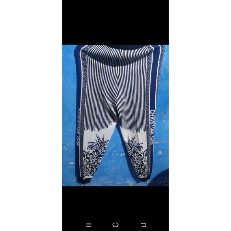 CELANA CHRISTIAN DIOR RAJUT TEBAL