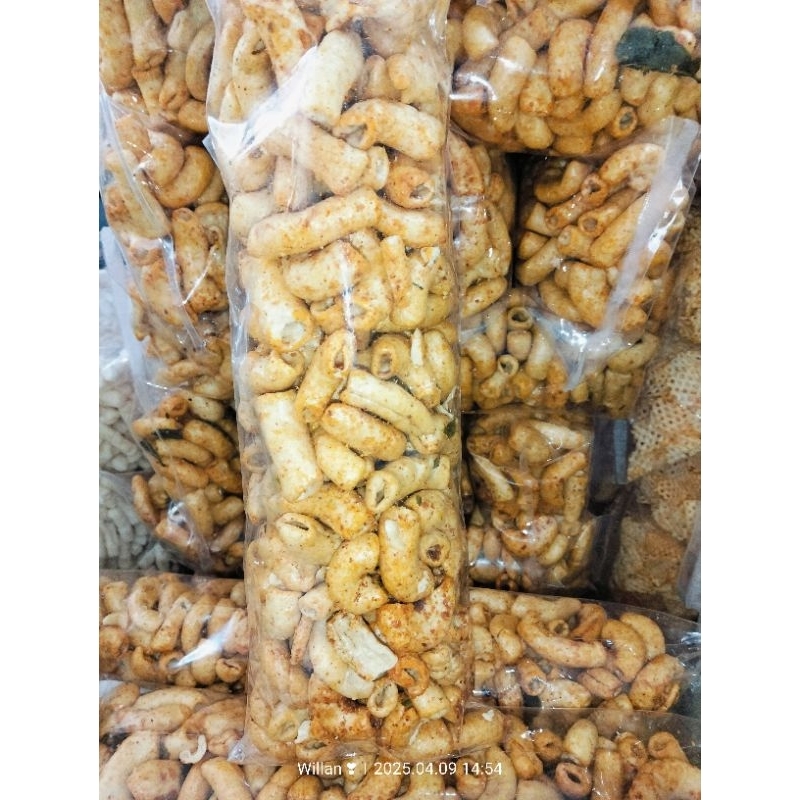 

Snack murah/Snack makaroni/Snack Koko crunch/Snack rink keju/Snack serba 17.000/Snack kekinian