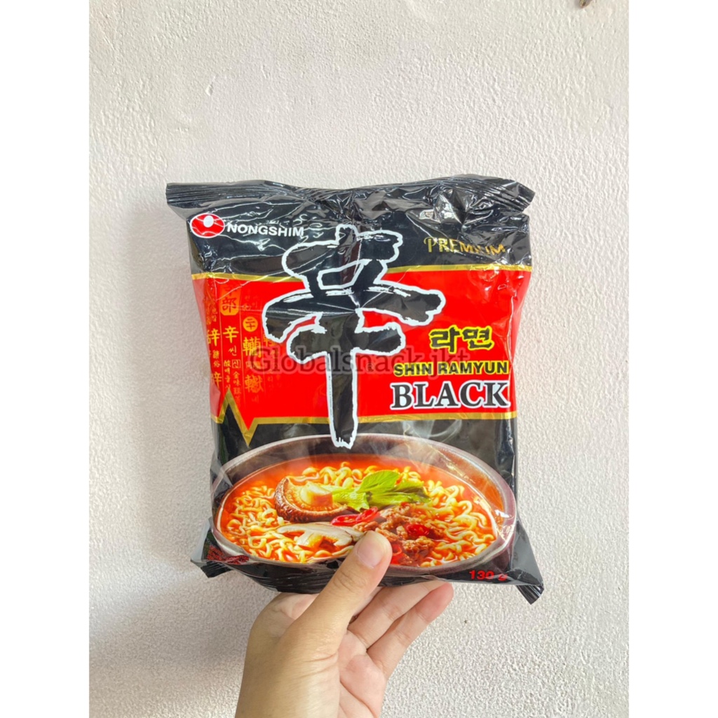 NONGSHIM BLACK SHIN RAMYUN MUSHROOM - PREMIUM
