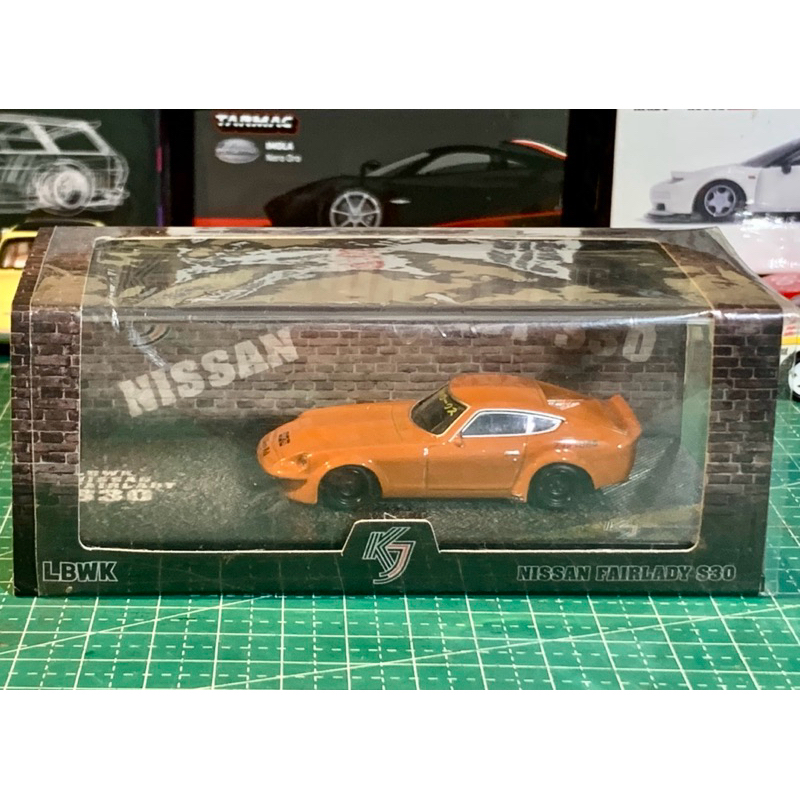 KJ MINIATURES 1/64 LBWK Nissan FairLady S30 Metallic Orange