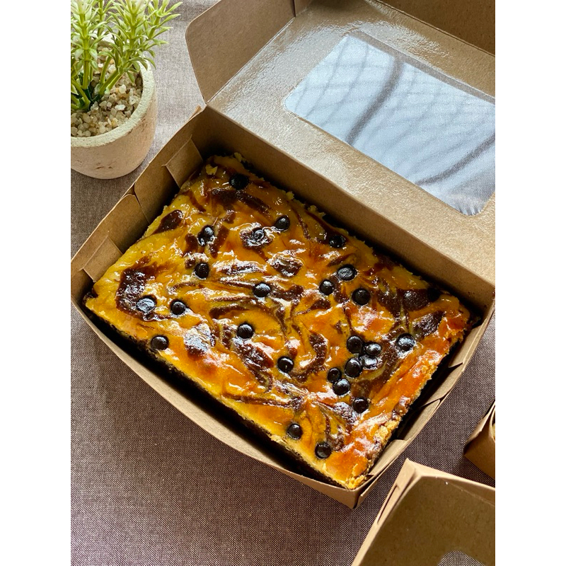 

FUDGY BROWNIES CHEESE SIZE 15x10CM (Tanpa Ucapan)