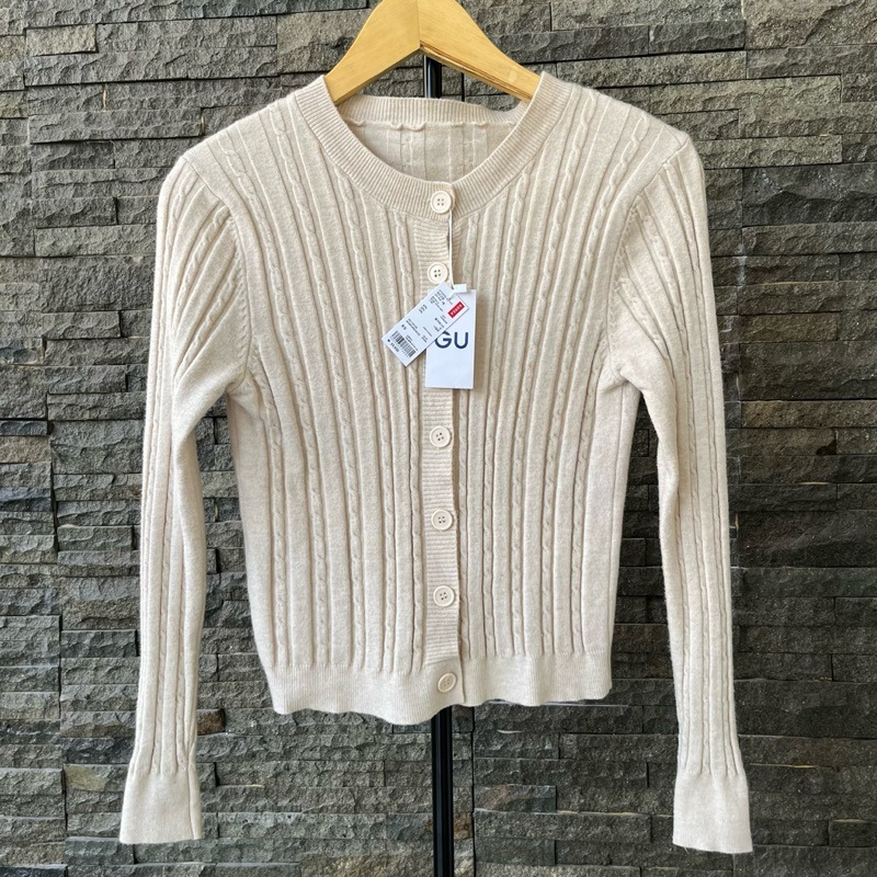 [NEW] GLOBAL UNIQLO cable knit ware choco crop cardigan cokelat rajut tiramisu