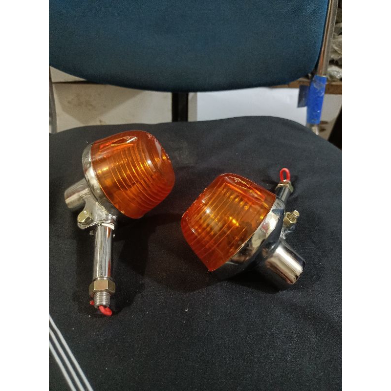 lampu sein CB200 lampu reteng CB200 bahan besi set kanan kiri//lampu sein reteng CB200