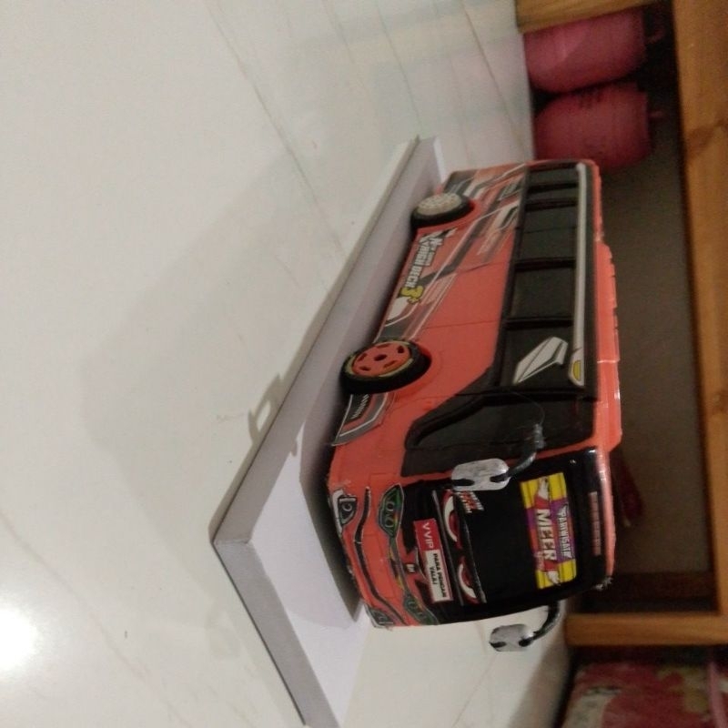 miniatur bus plastik medium sudah modif