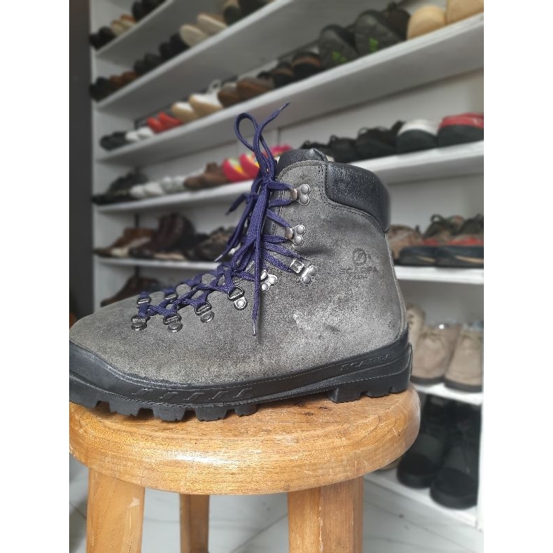 Sepatu boot hiking scarpa asolo size 47